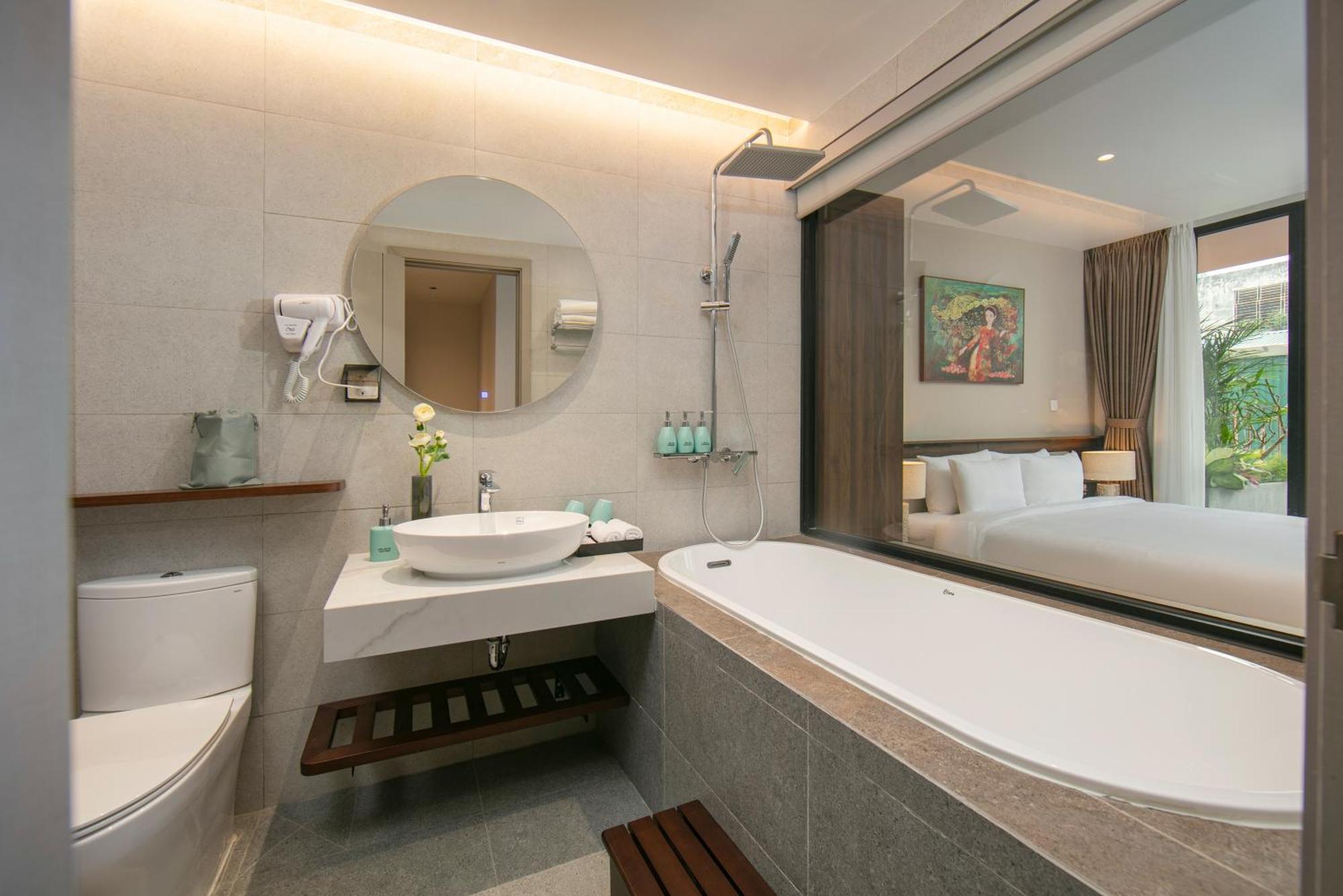 Riverview Boutique & Khách sạn 4*