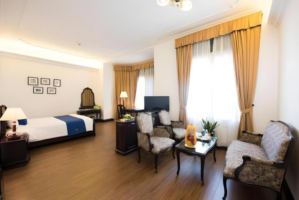 Hoa Binh Hotel Hanoi