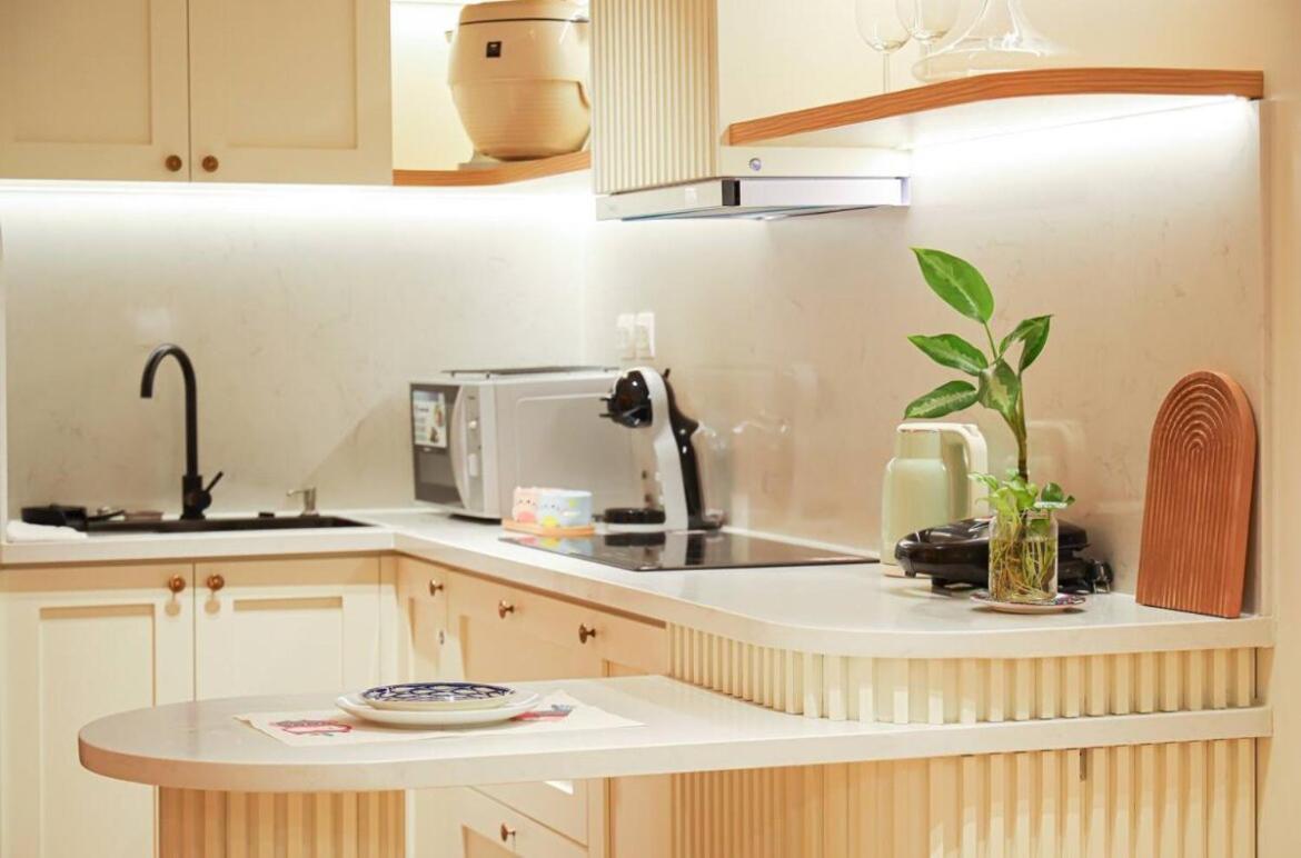 Apartment Vincent In West Lake, Luxury *