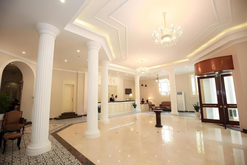Hoa Binh Hotel 3*