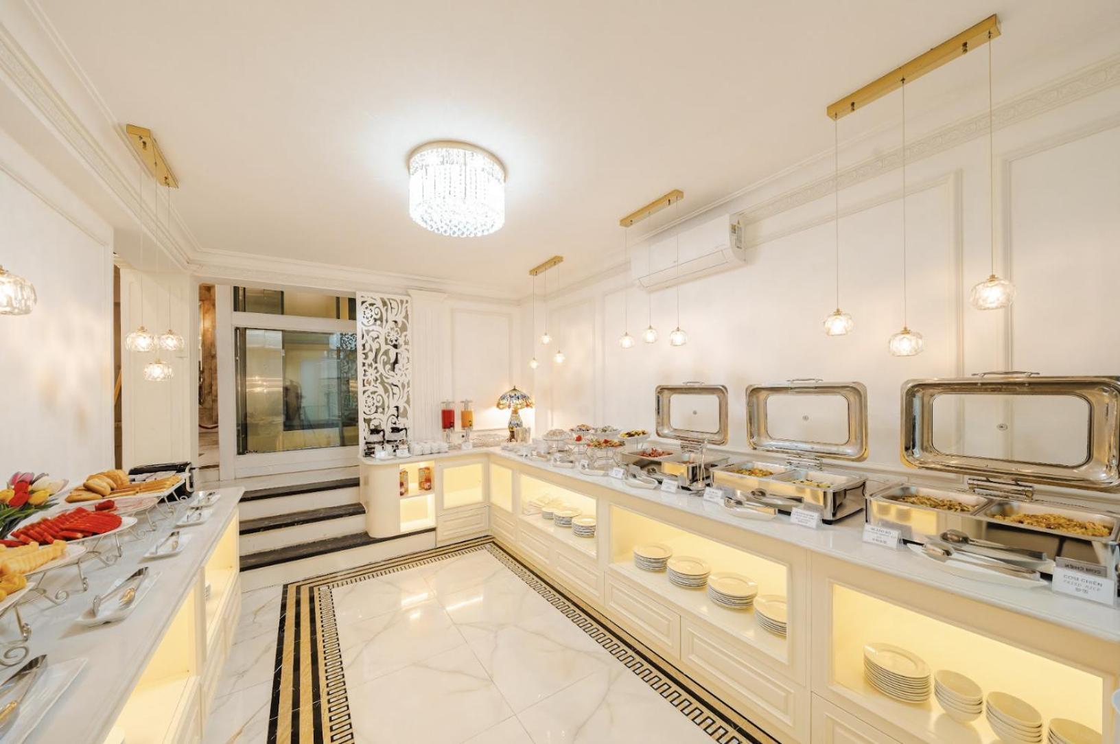 Hotel Delina Castle Coffee & 4*