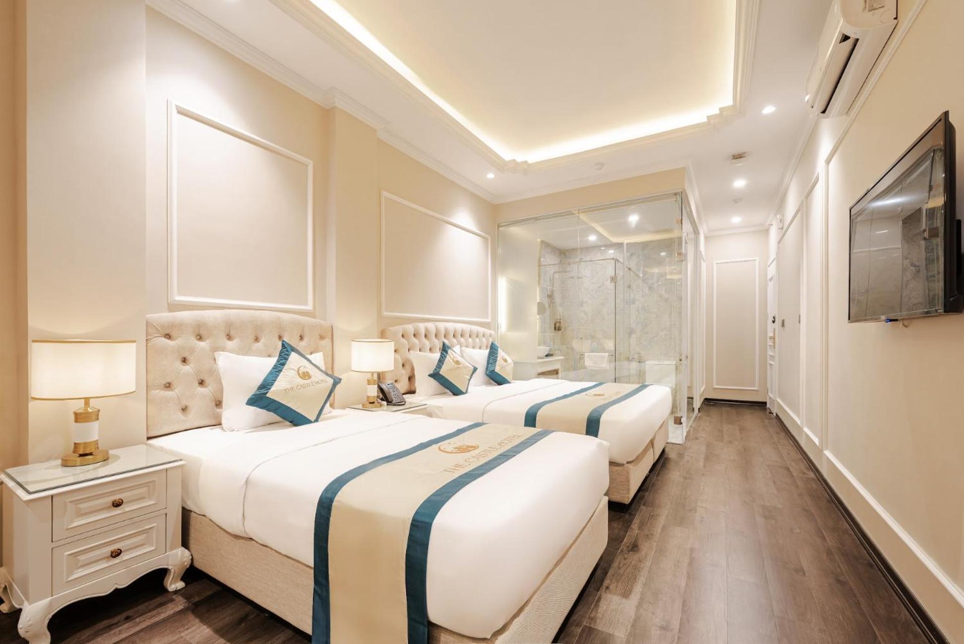 Delina Castle Coffee & 4*