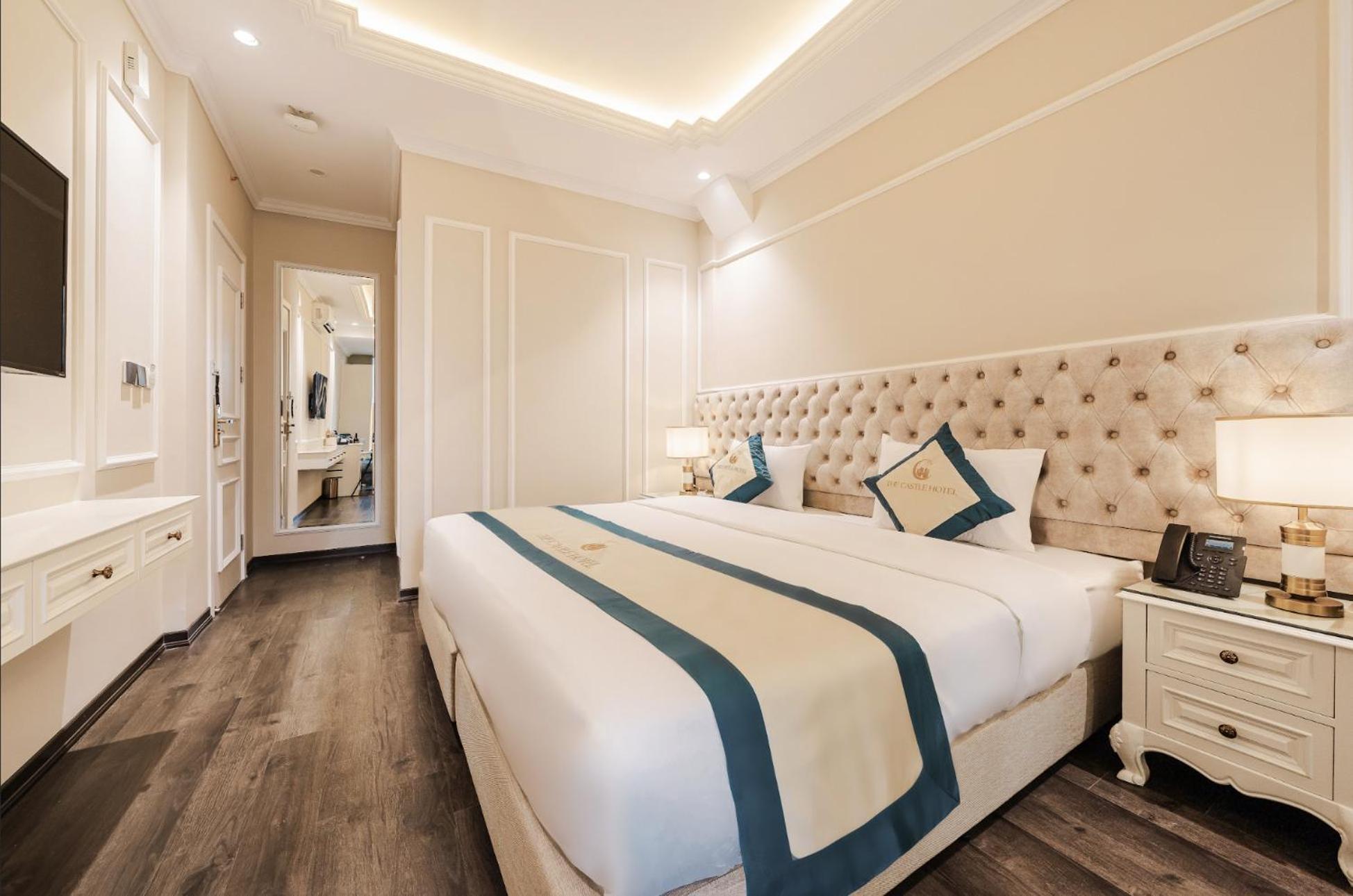 Hotel Delina Castle Coffee & Hanoi