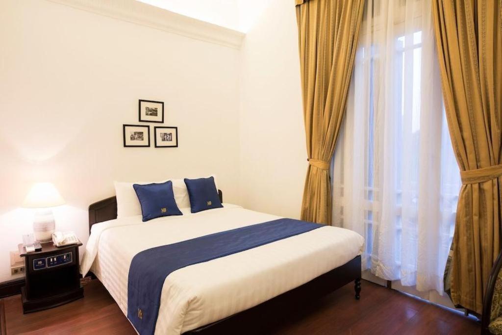 Hoa Binh Hotel