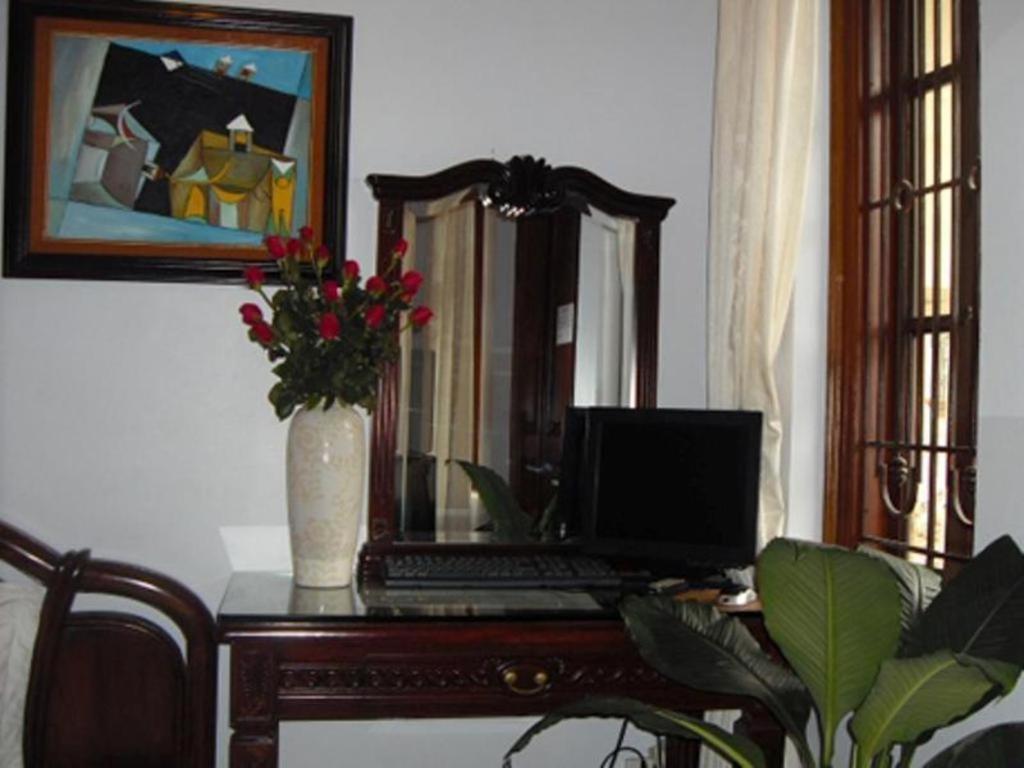 Hotel Lucky Ii