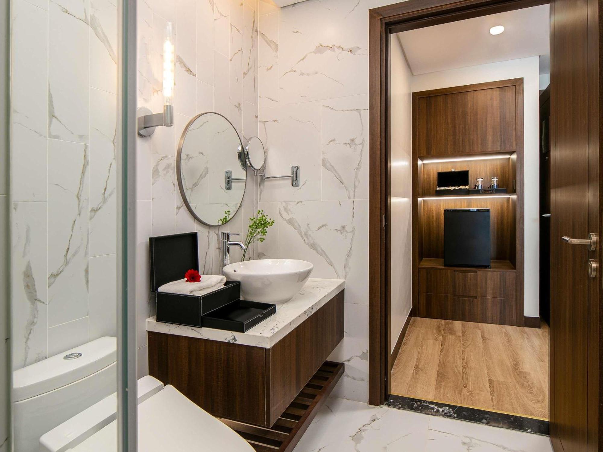 Moevenpick Living West Hotel