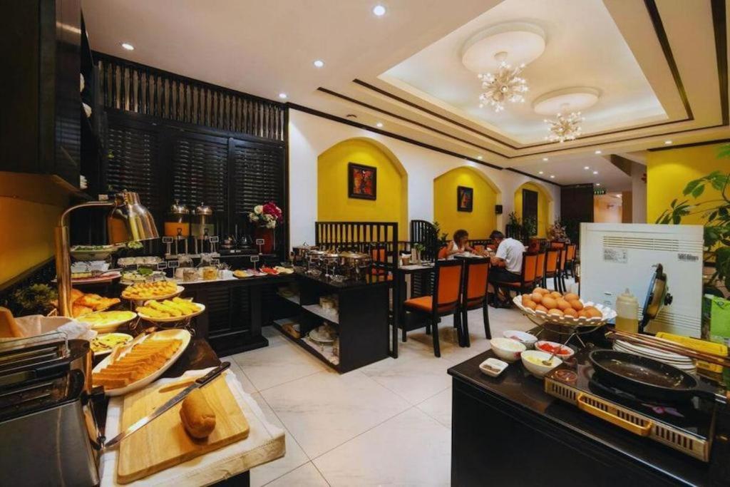 Hotel Des Arts - The Noble 4*
