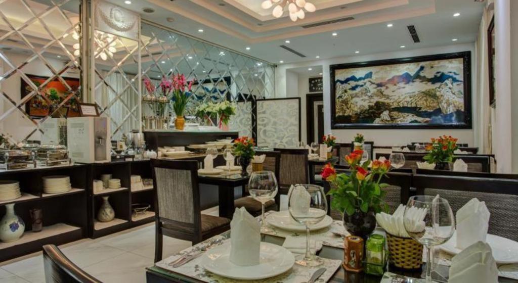 Des Arts - The Noble Hotel