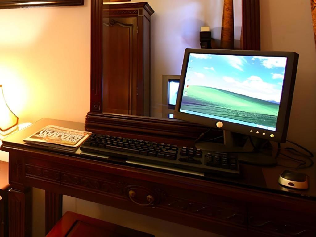 Hotel Lucky Ii