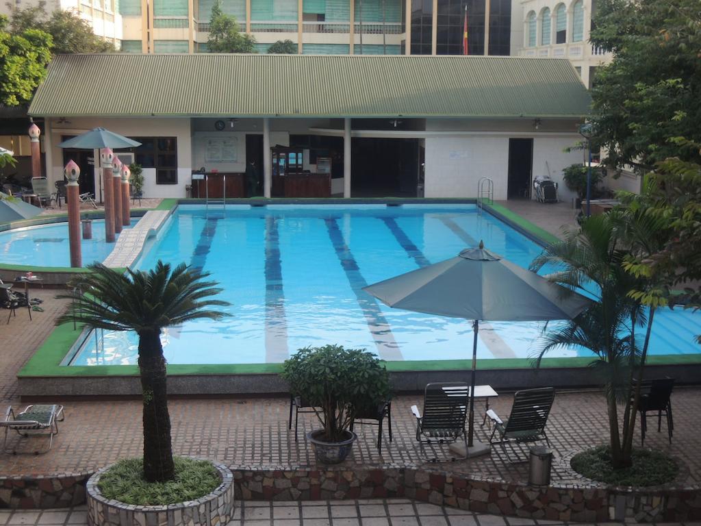Army Hotel