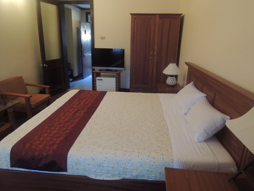 Army 3* Hanoi