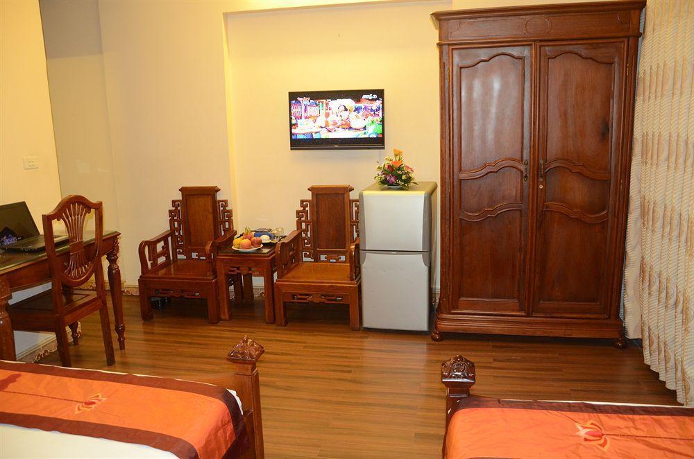 Phoenix Palace 3*