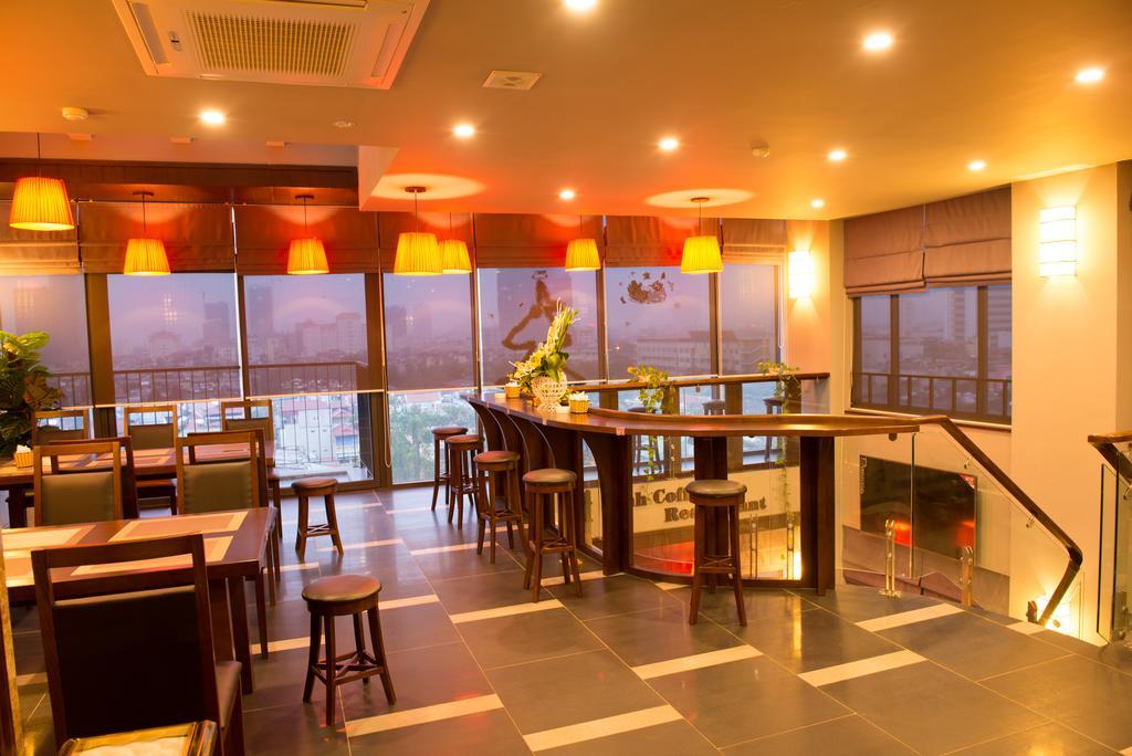 Khách sạn Sinh Plaza