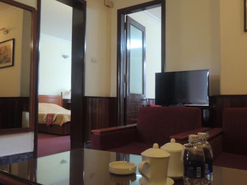 Hotel Army 3*