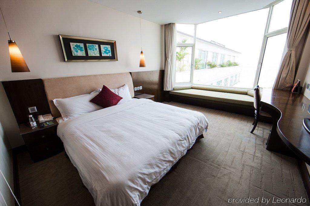 The Club & Residences 4* Hanoi