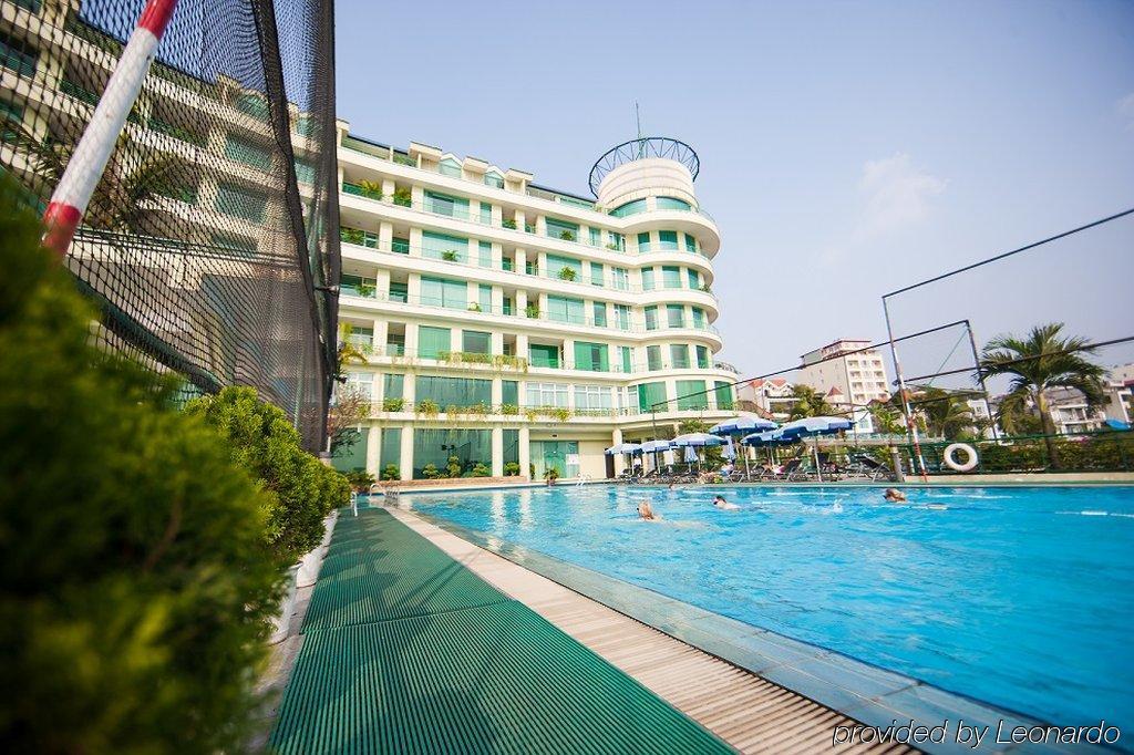 The Club & Residences 4*
