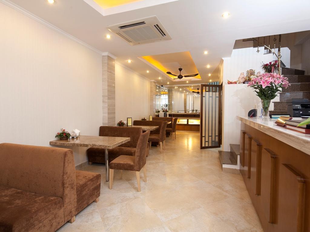 Rising Dragon 3* Hanoi