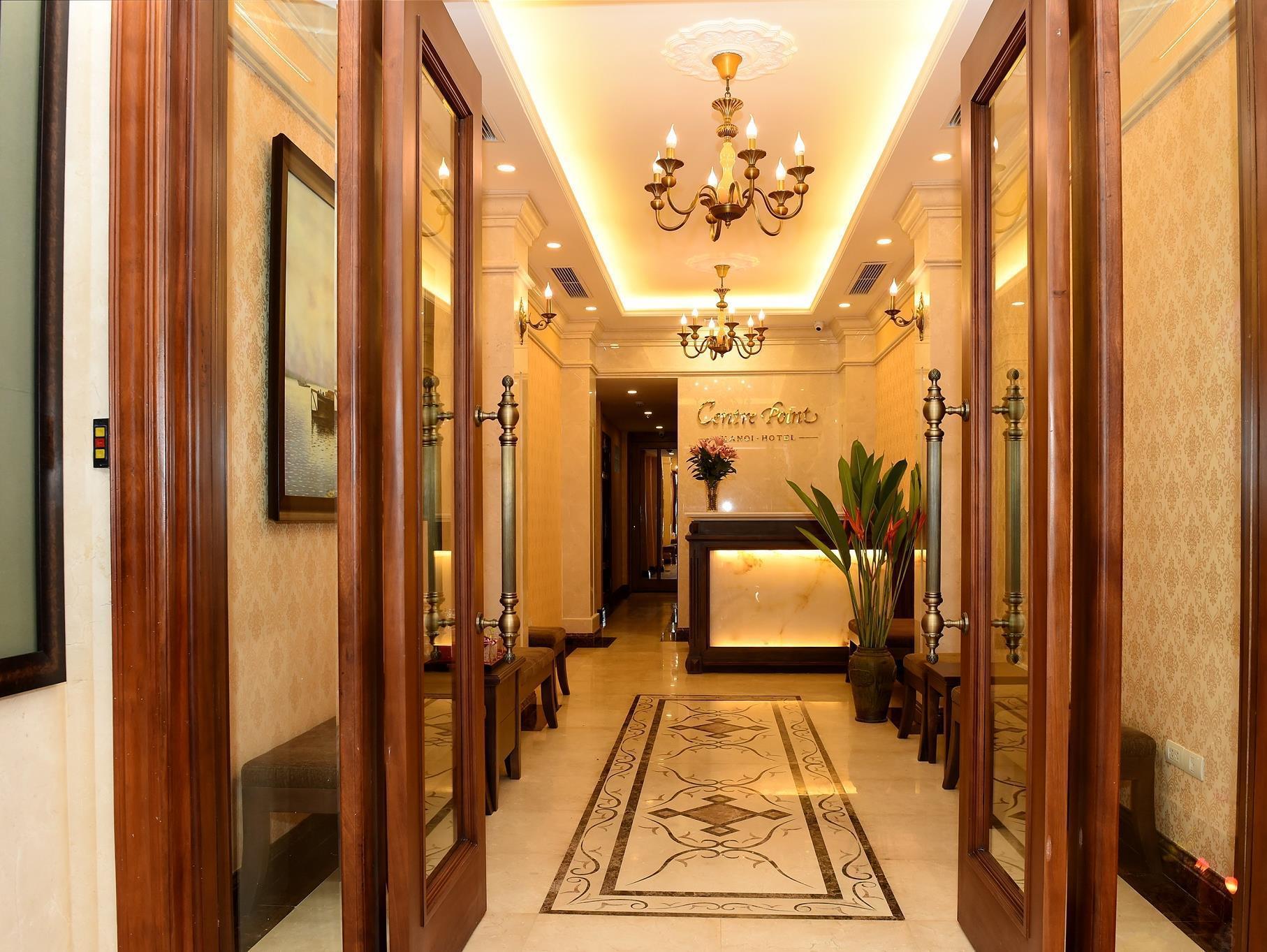 Centre Point Hotel 3*