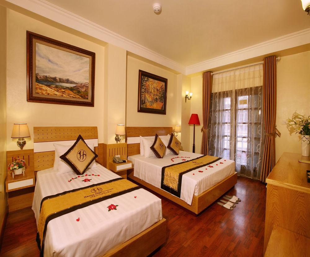 House & Travel Hotel 3*