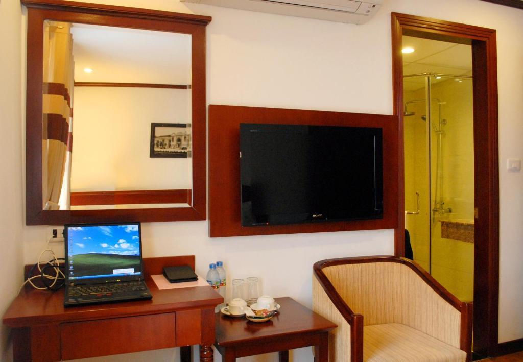Hotel De Legend Hanoi