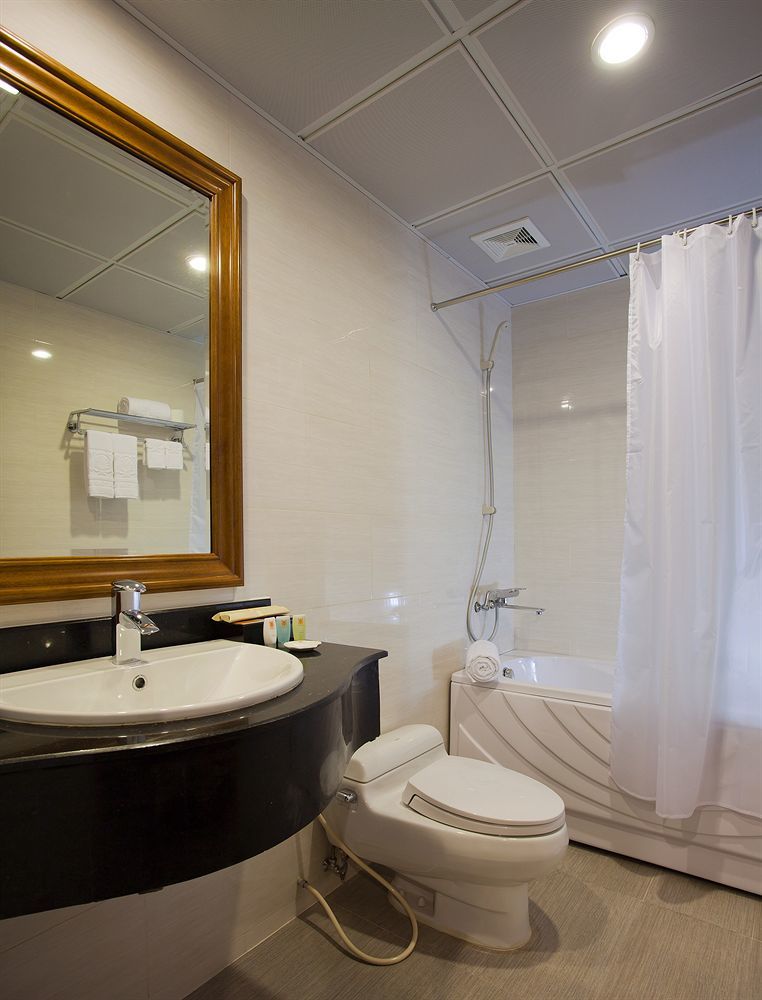 A25 Hotel - 19 Phan Dinh Phung Hanoi
