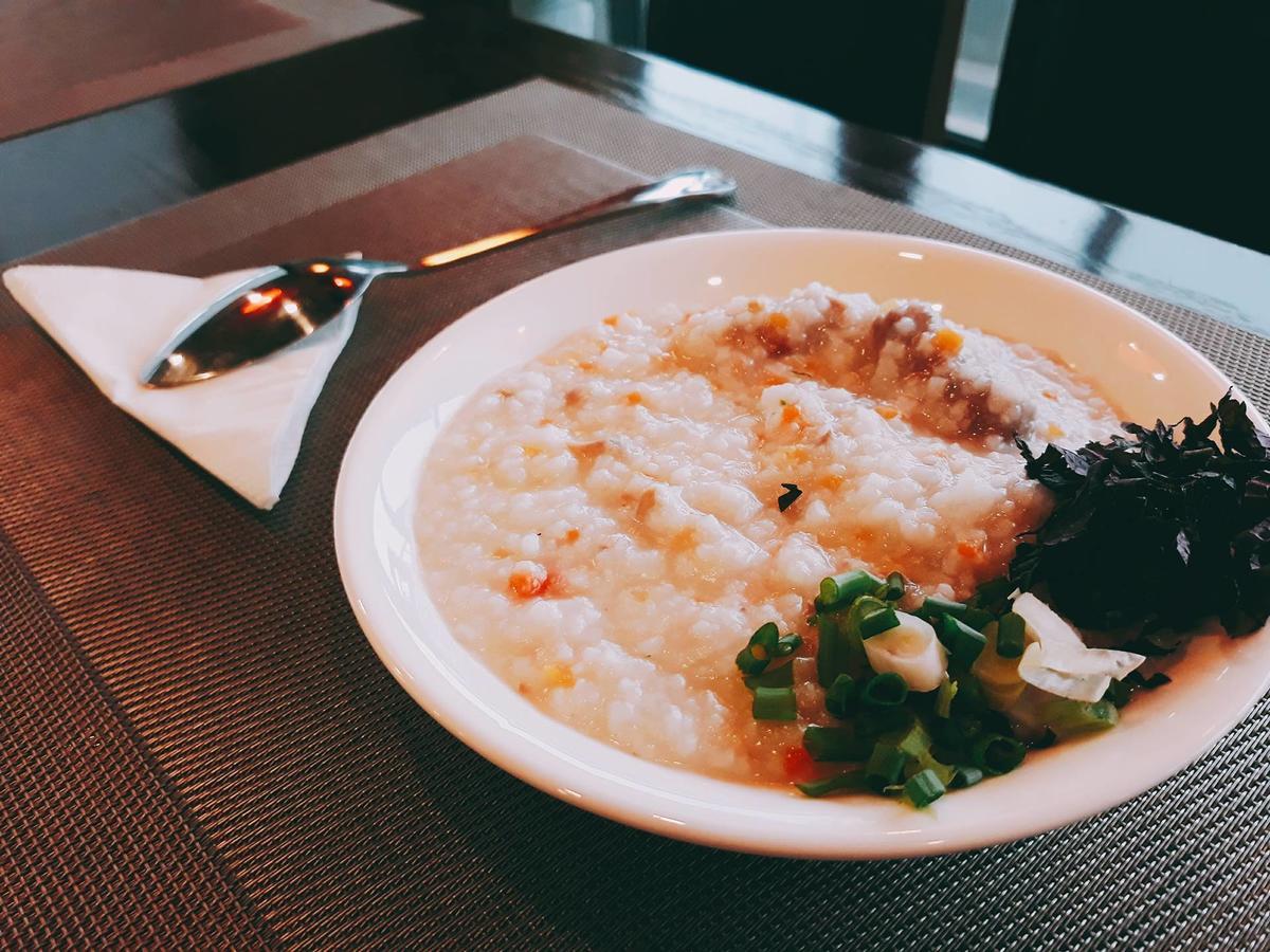 Sinh Plaza 3* Hà Nội