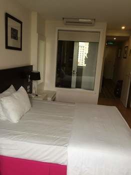 Yen Hotel Hanoi