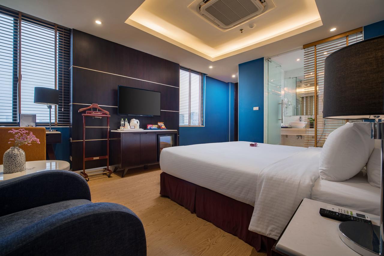 Hotel Brilliant & 4*