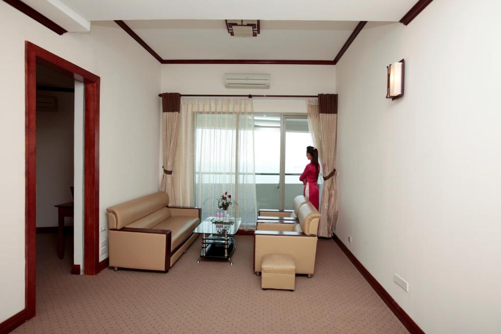 Cwd 3* Hà Nội
