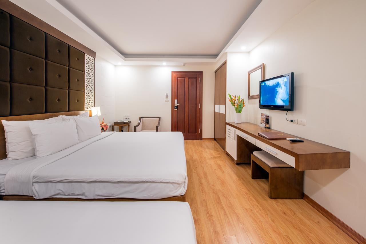 Hotel Rising Dragon 3*