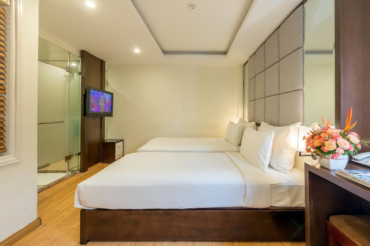 Rising Dragon Hotel 3*