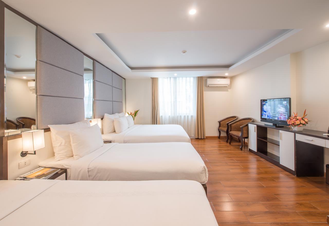 Hotel Rising Dragon 3*