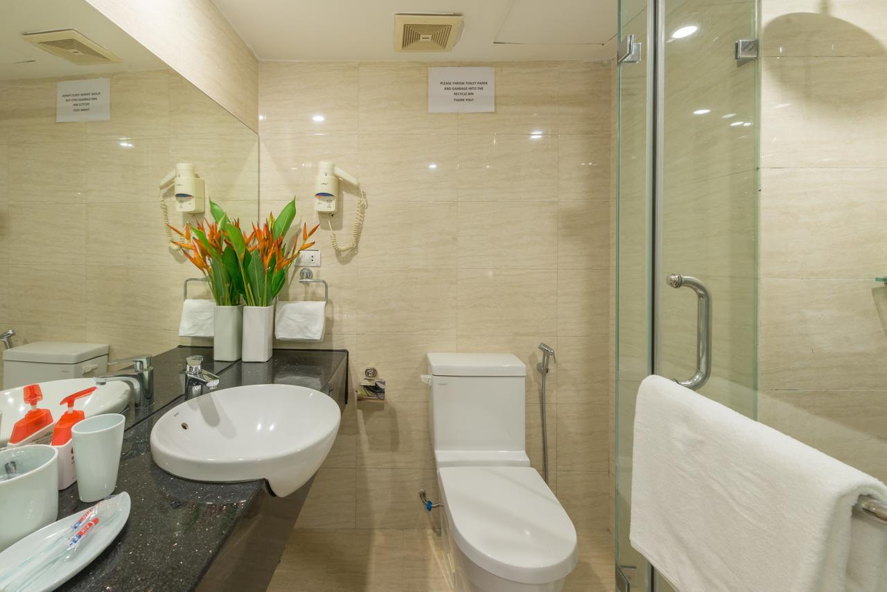 Hotel Rising Dragon 3*