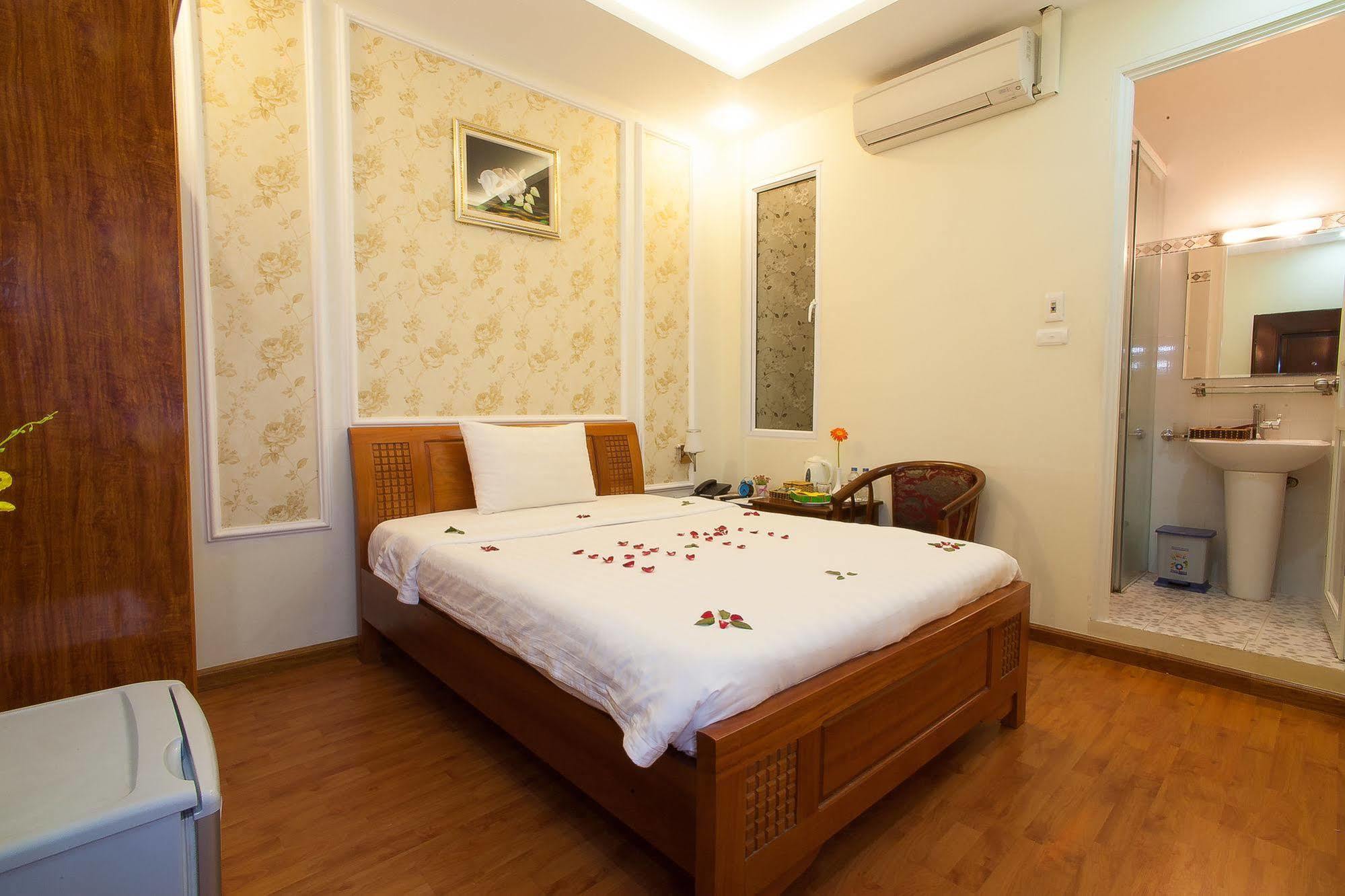Delica Premium Hotel Hanoi