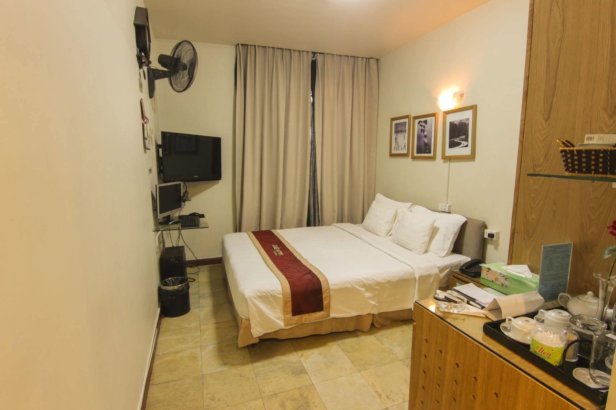 A25 - 12 Ngo Sy Lien Hotel 3*