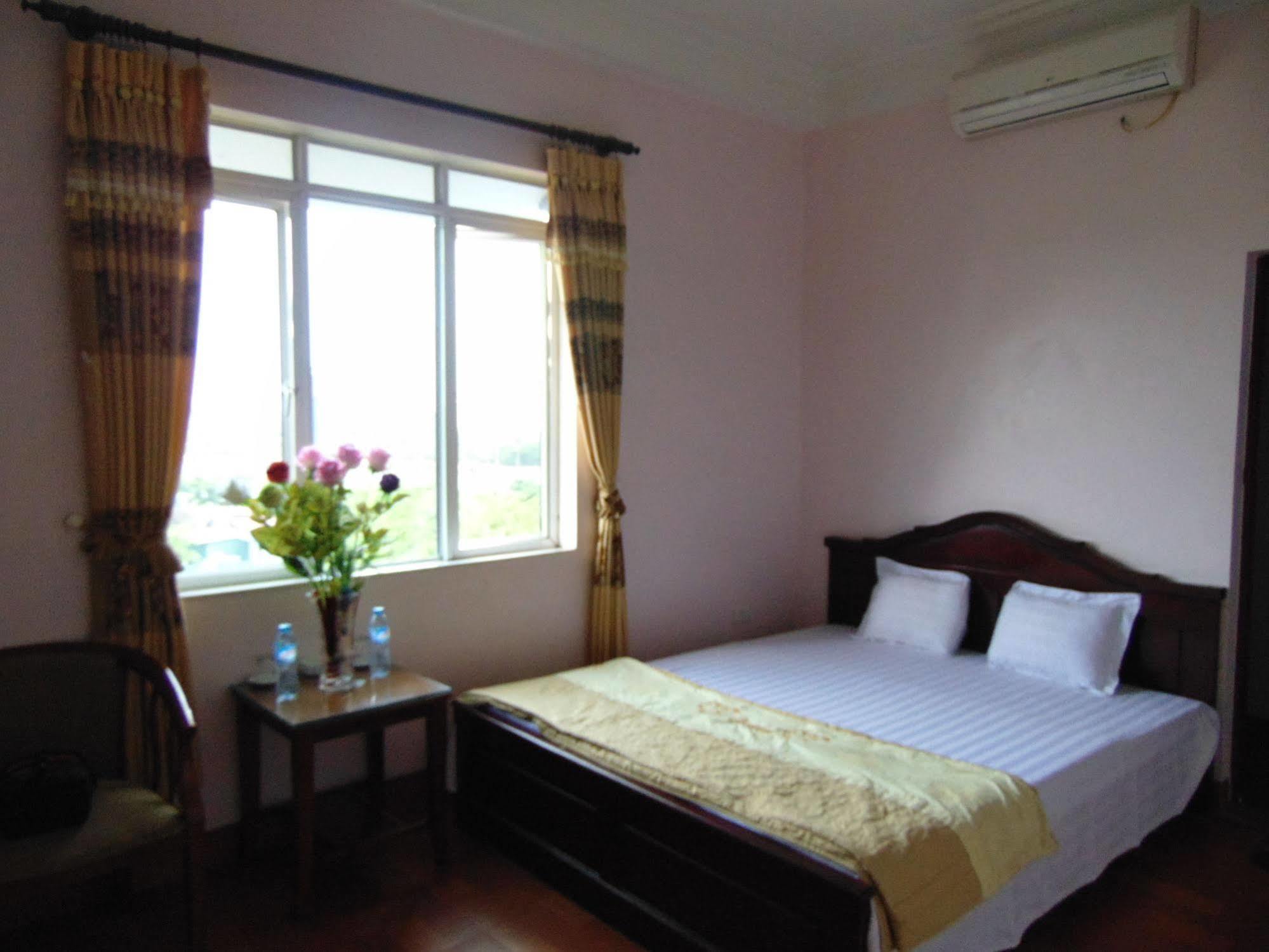 Hotel Noi Bai *