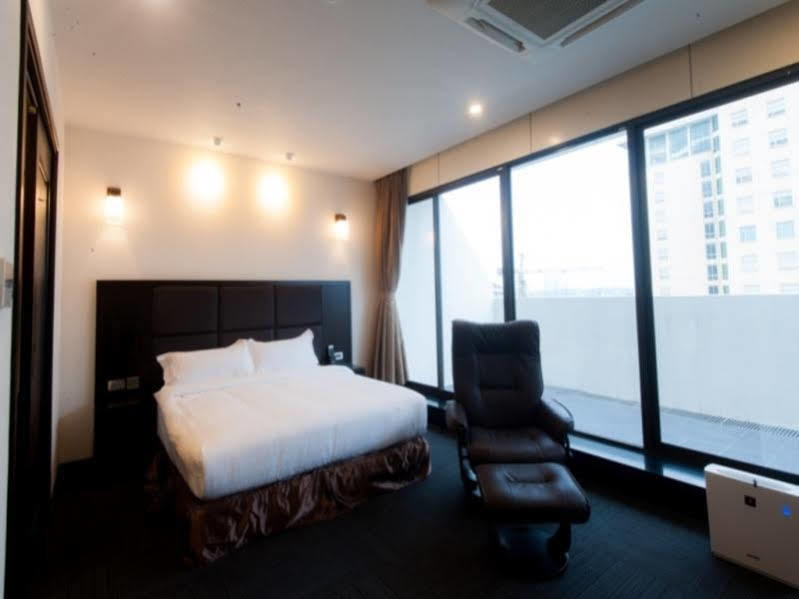 Sakura Hotel
