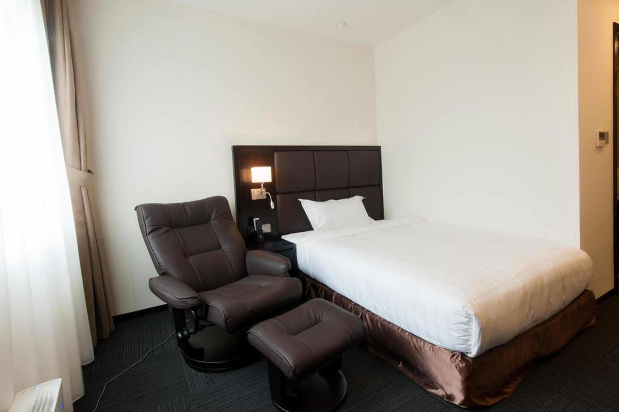 Hotel Sakura Hanoi