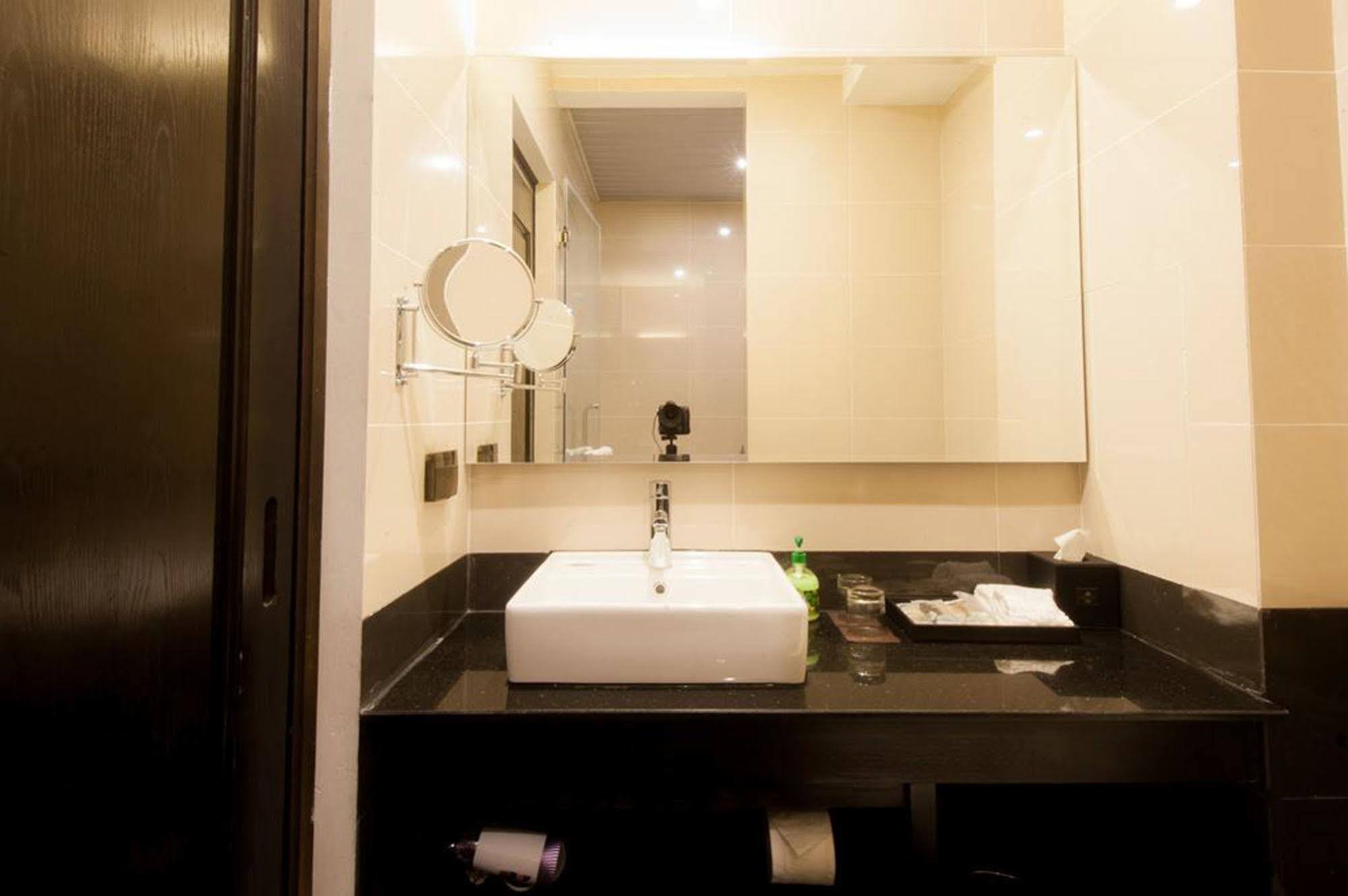 Hotel Sakura Hanoi