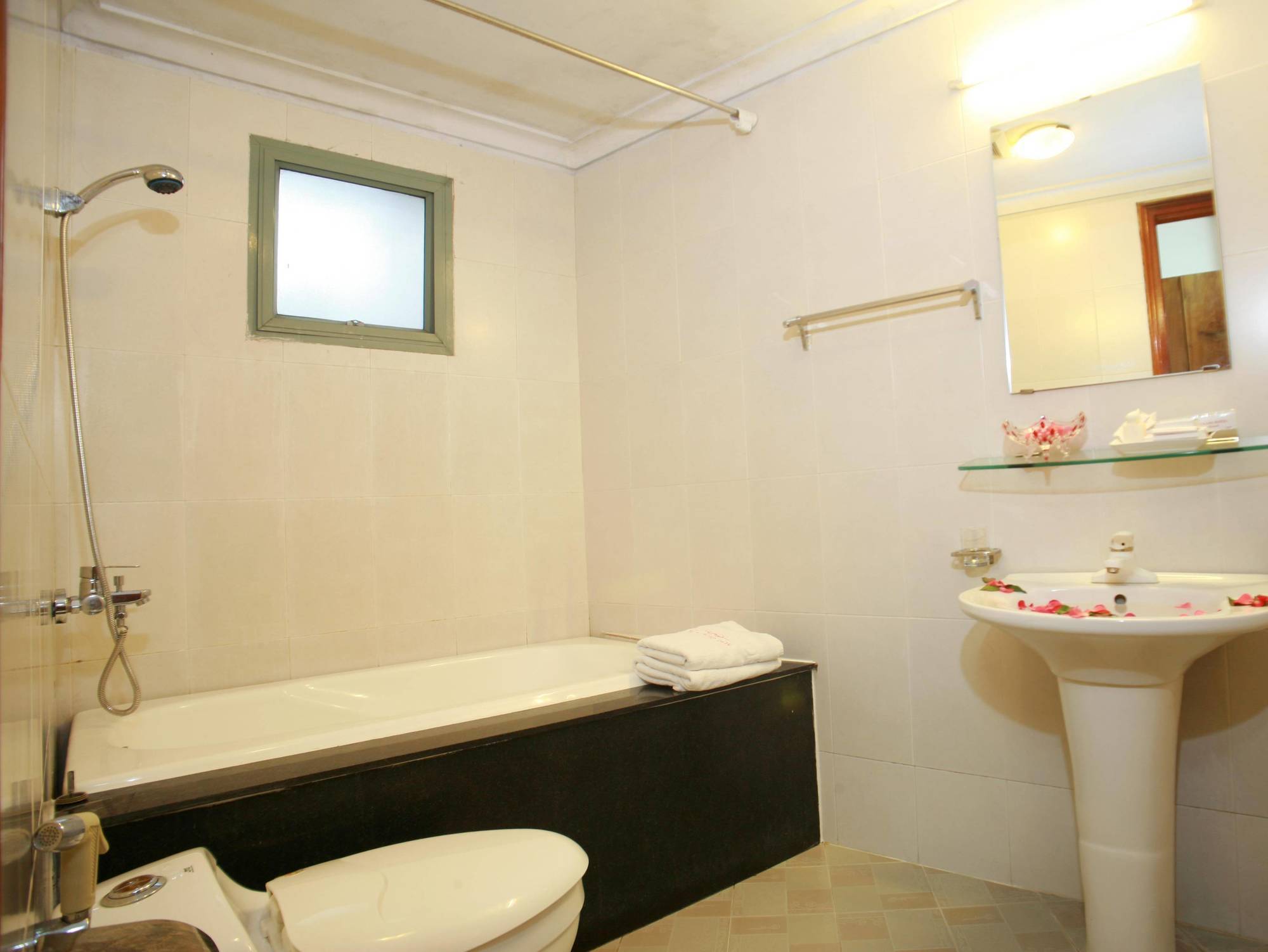 Urban Alley 4* Hanoi