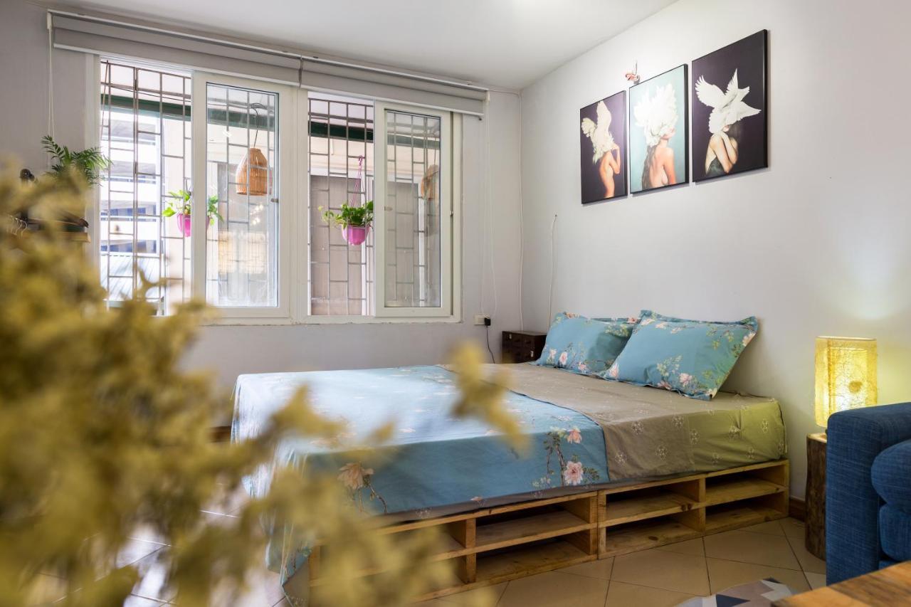 Hola House Homestay Hanoi
