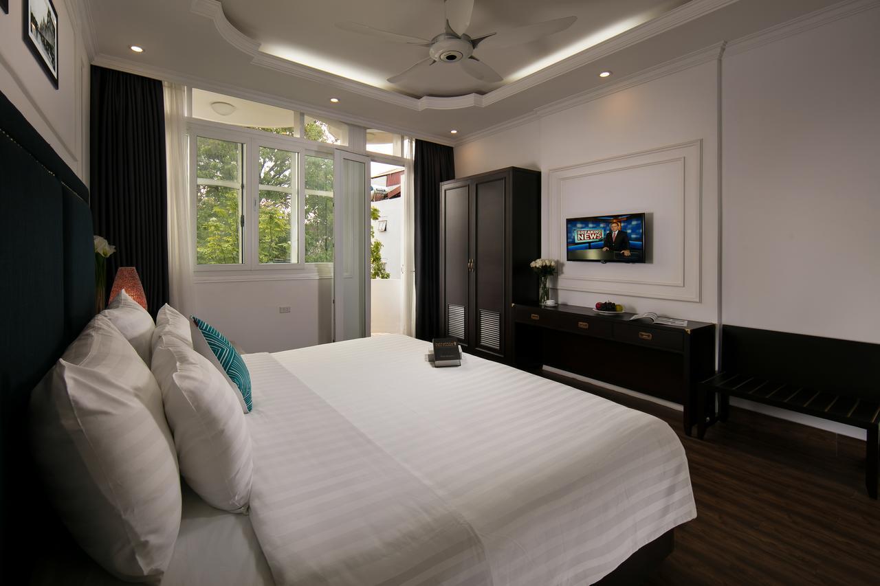 Hotel Golden Rooster