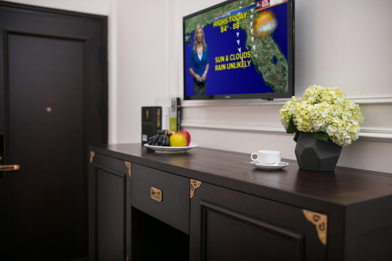 Golden Rooster Hotel 3*