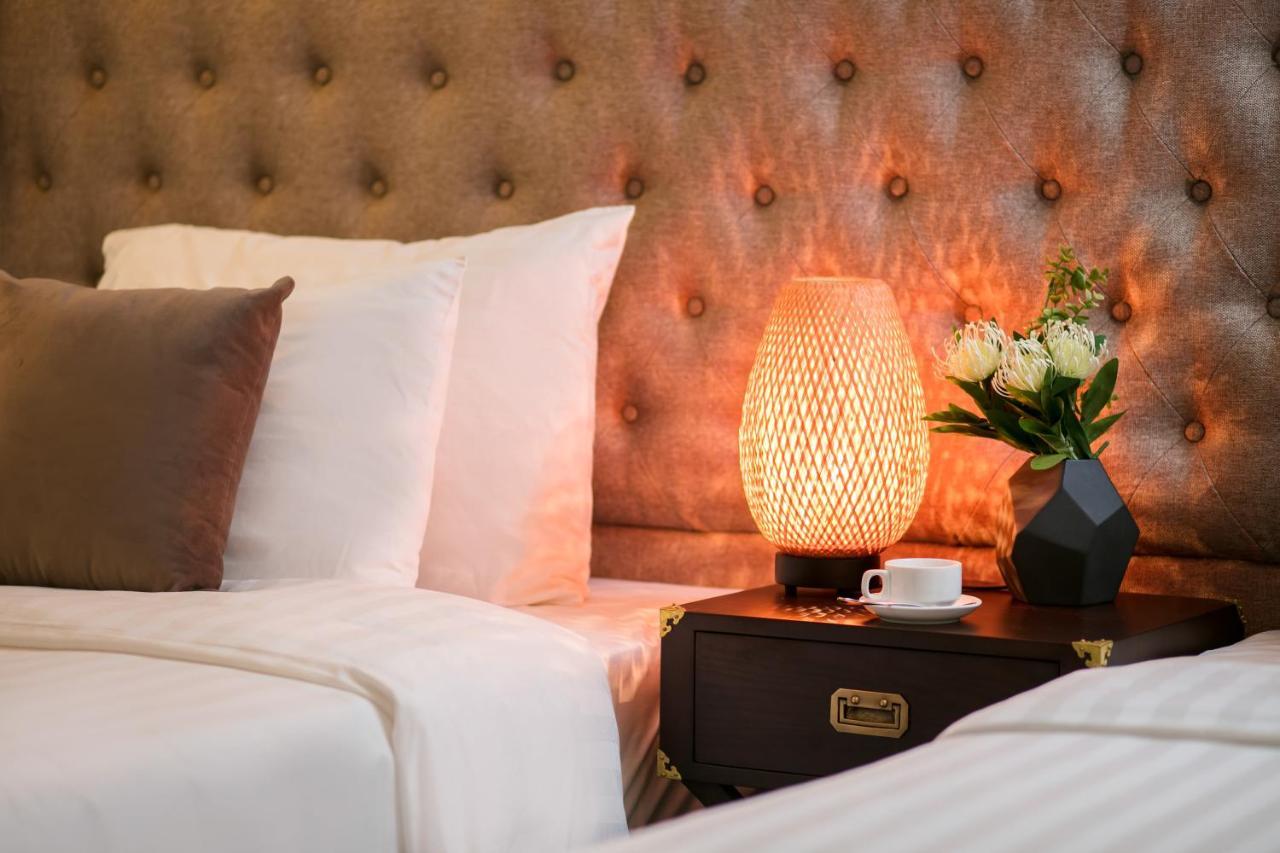 Hotel Golden Rooster