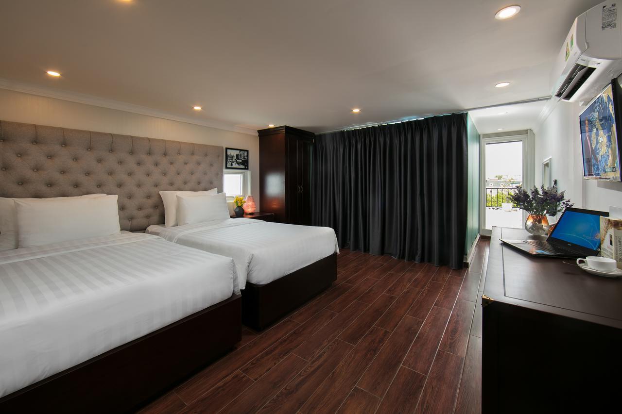 Hotel Golden Rooster