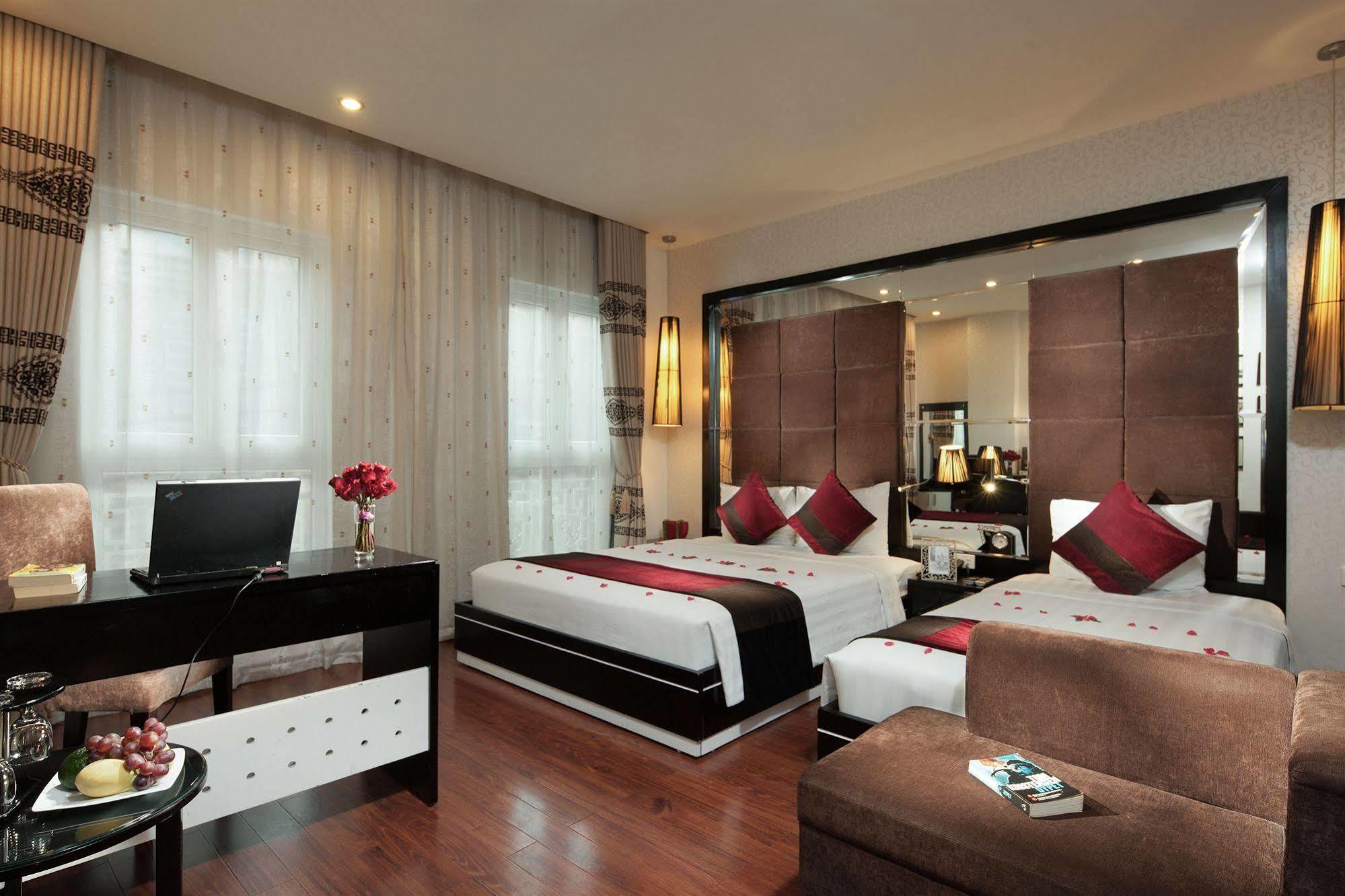 Silk & Hotel