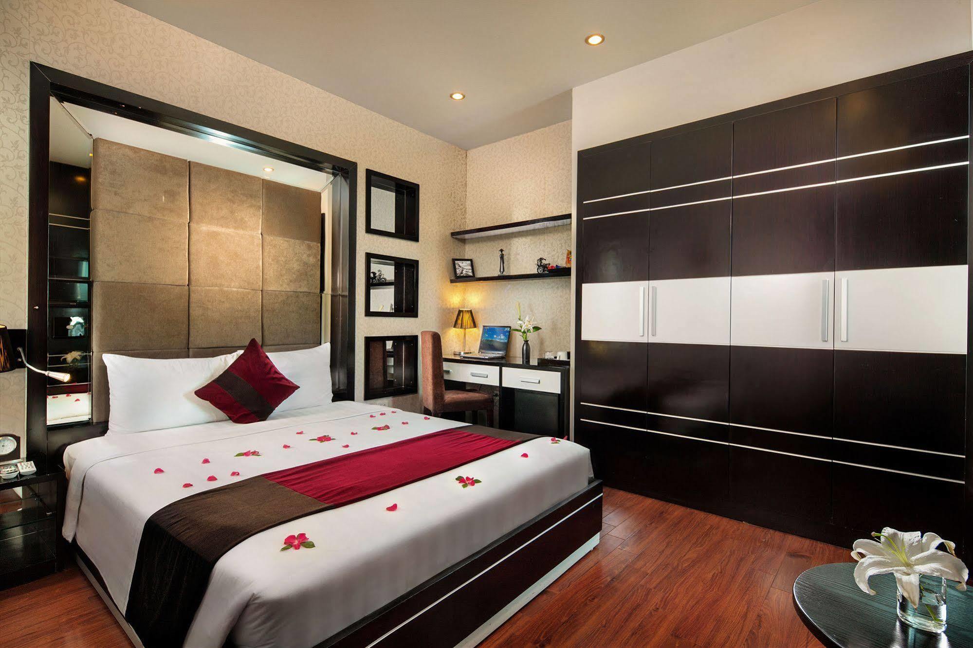 Silk & 3* Hanoi