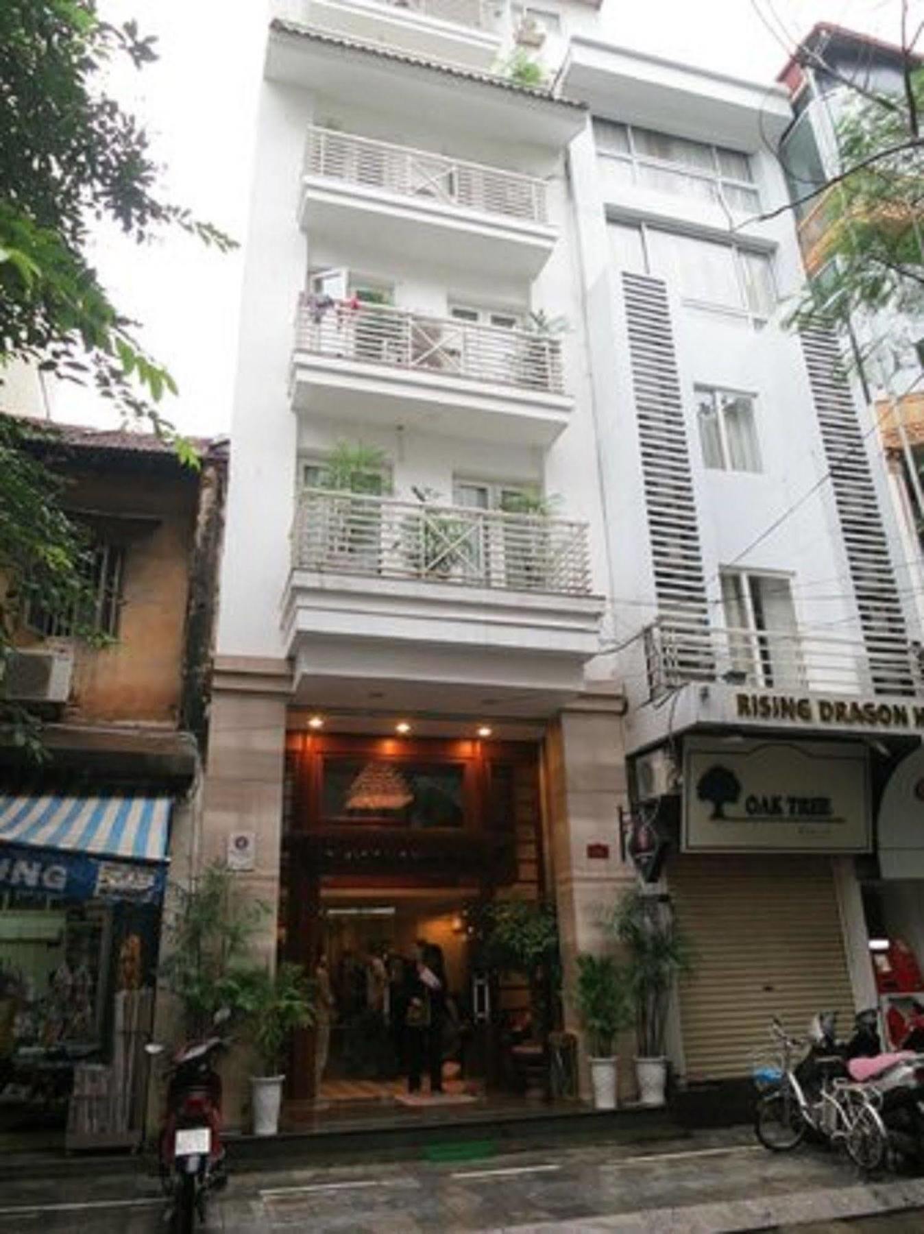 Hotel Rising Dragon