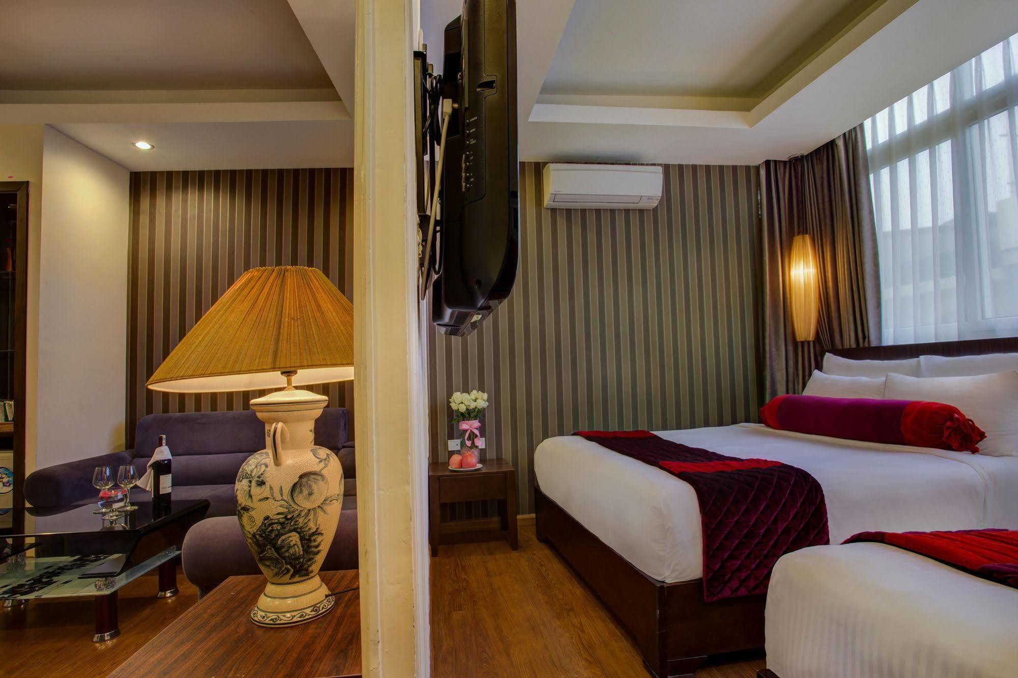 Hotel Golden Art 3*