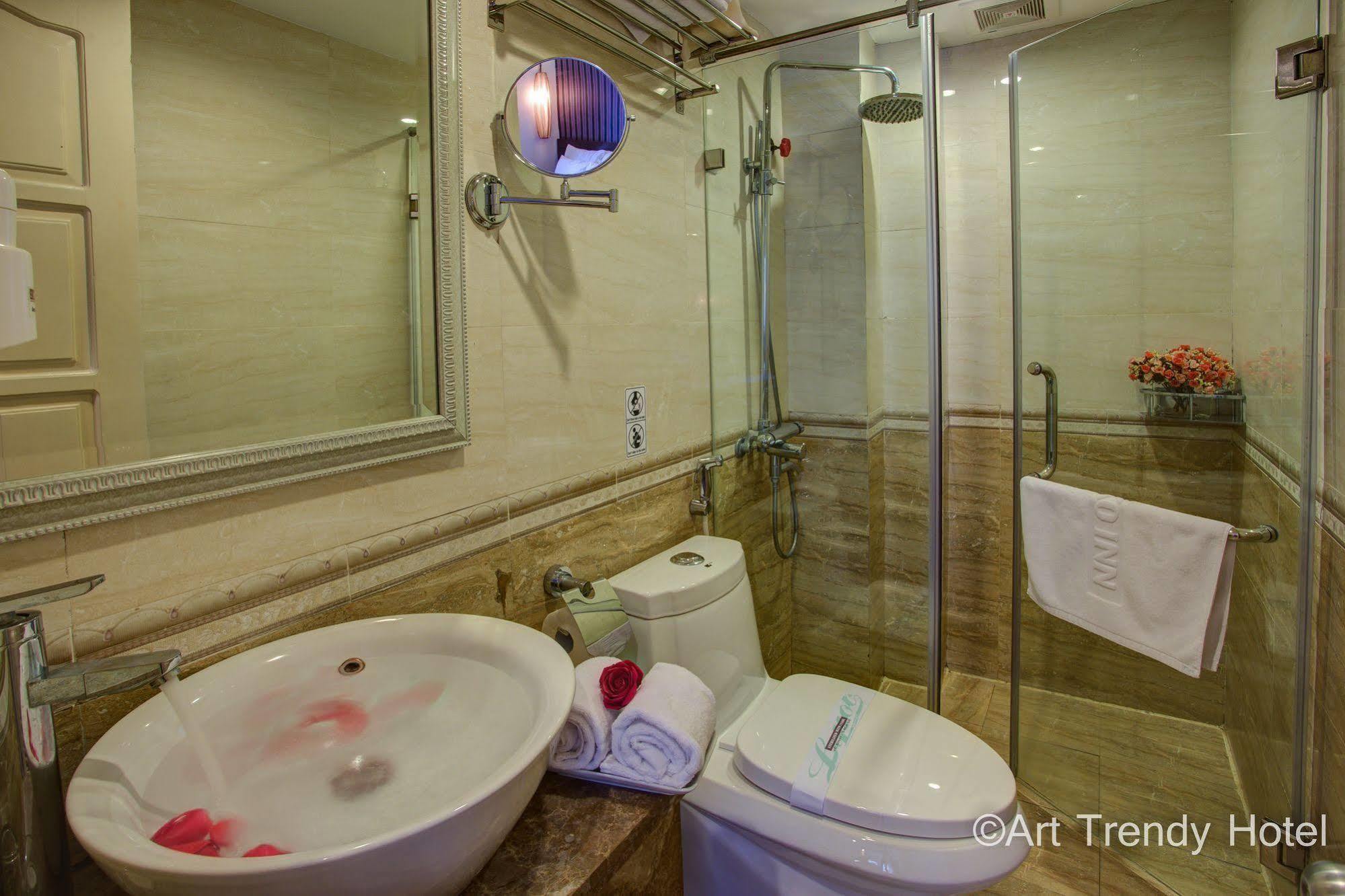 Hotel Golden Art 3*
